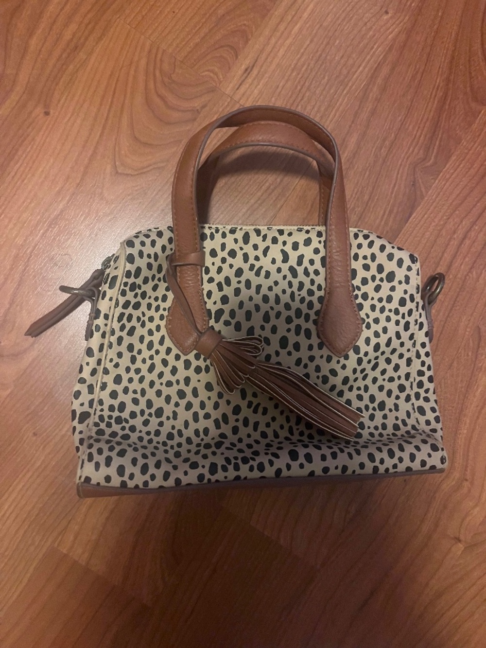 Universal thread hand bag